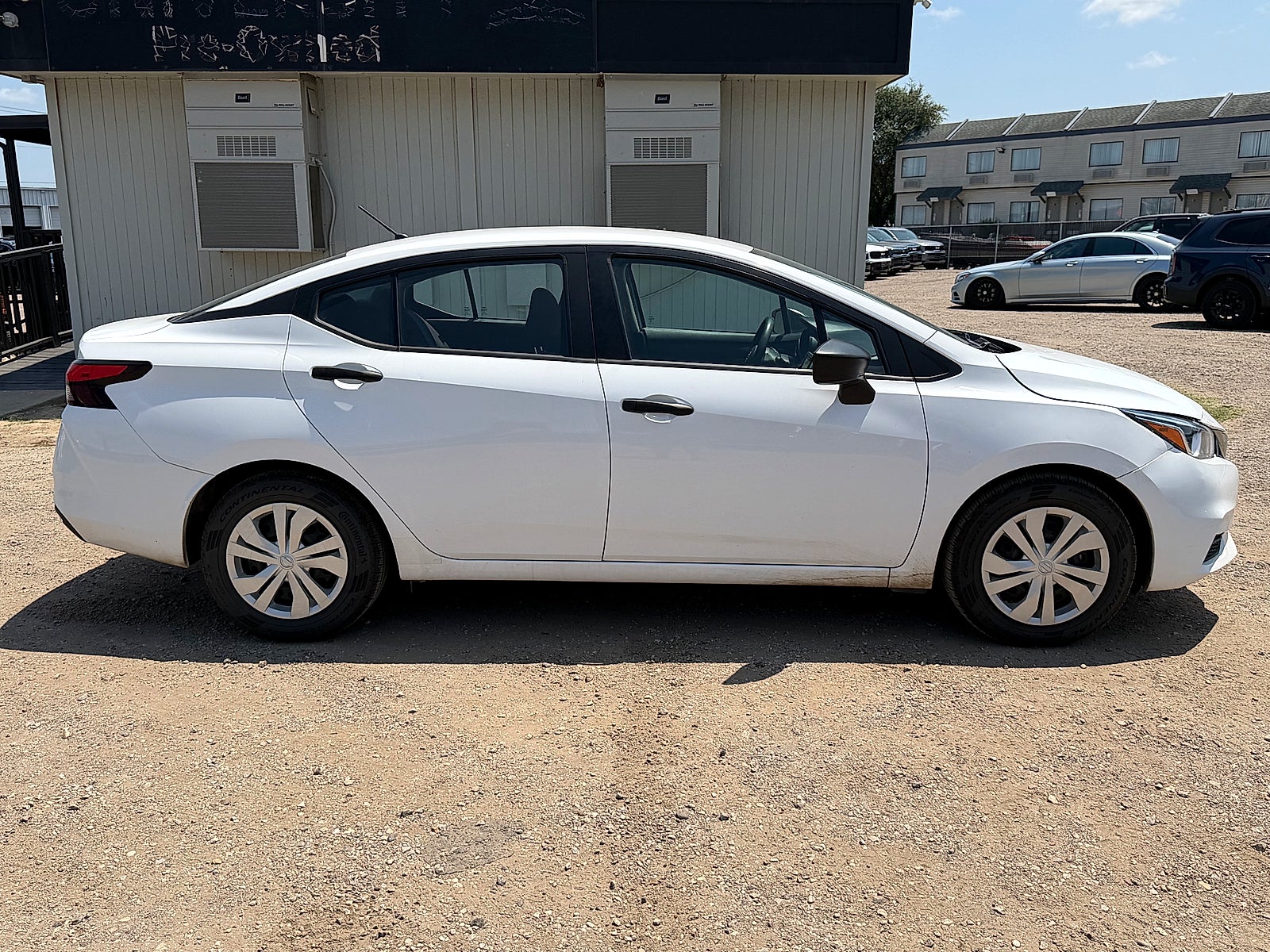 nissan versa sedan 2022 3N1CN8DVXNL843719 image nissan versa sedan 2022 3N1CN8DVXNL843719 image